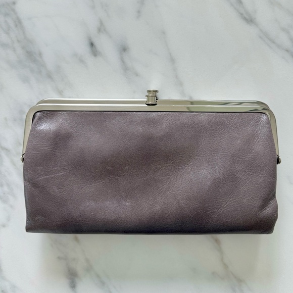 HOBO Lauren Clutch-Wallet - Picture 4 of 8